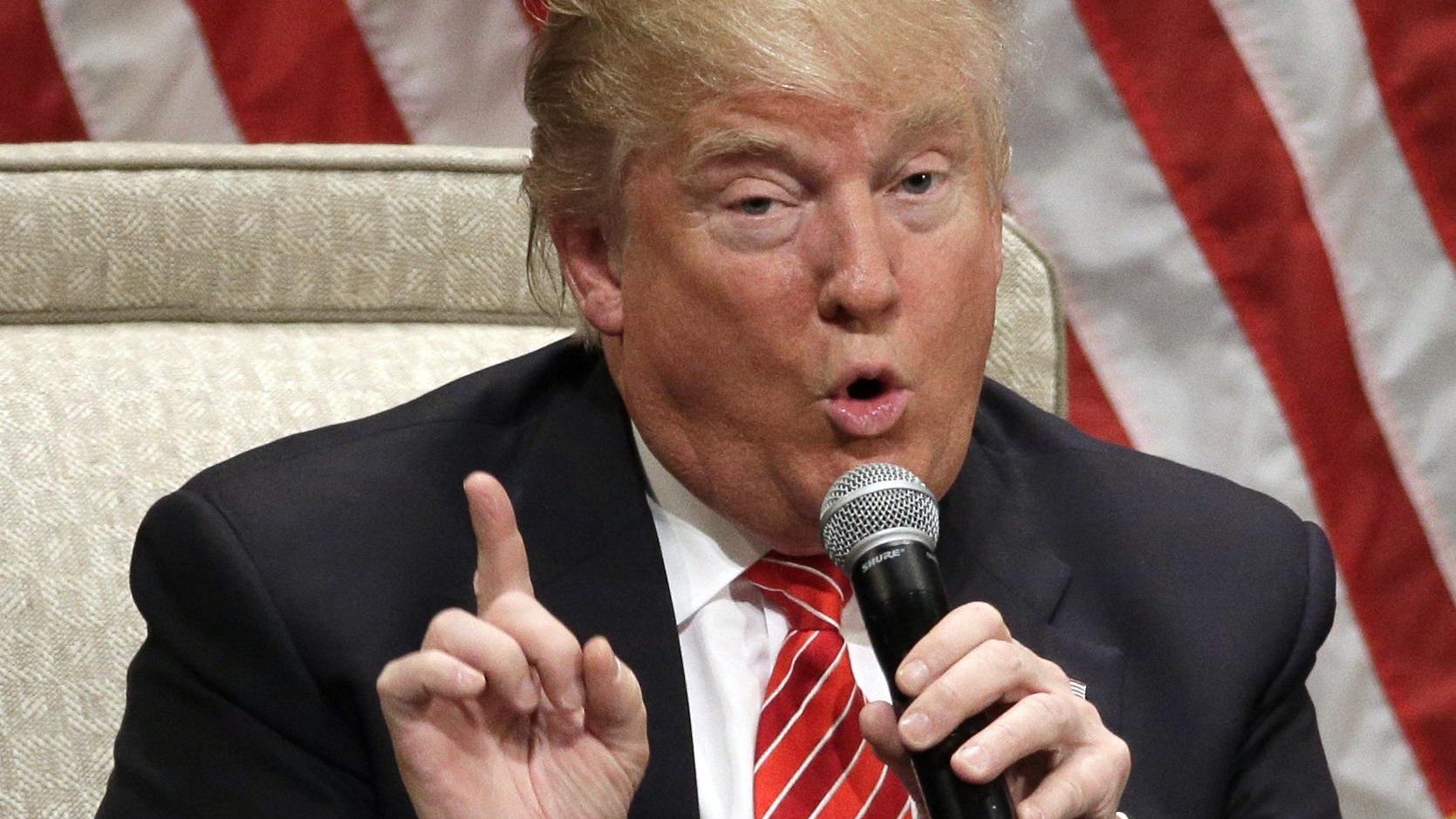 Chris Packham's Sharp Criticism Of Donald Trump's Climate Stance Chris Packham's Sharp Criticism Of Donald Trump's Climate Stance