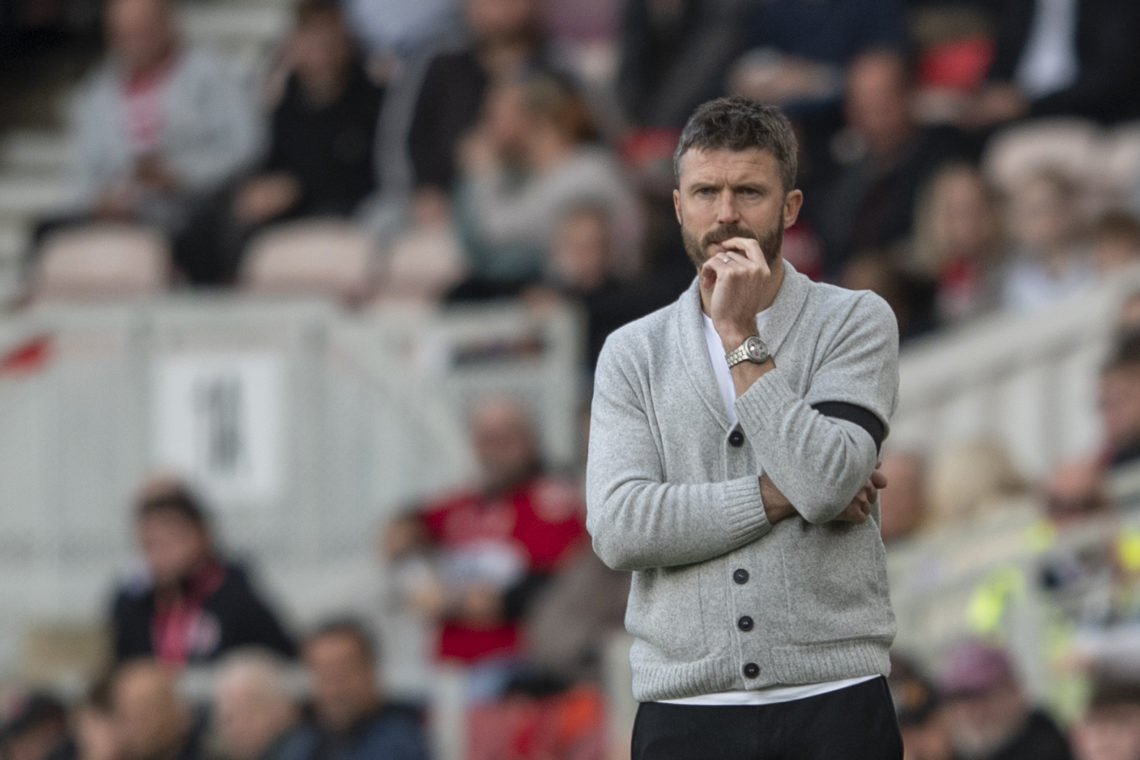 Commentator: Sheffield United Fortunate To Avoid Red Card Against Leeds Commentator: Sheffield United Fortunate To Avoid Red Card Against Leeds