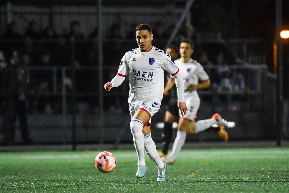 Concarneau Bat Dijon 1-0 En National 2 - 28e Journée Concarneau Bat Dijon 1-0 En National 2 - 28e Journée