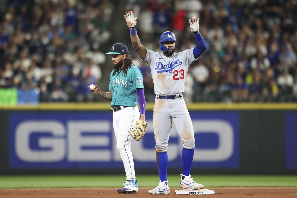 Conforto's First Dodgers Home Run Powers 6-4 Win Over Mariners Conforto's First Dodgers Home Run Powers 6-4 Win Over Mariners