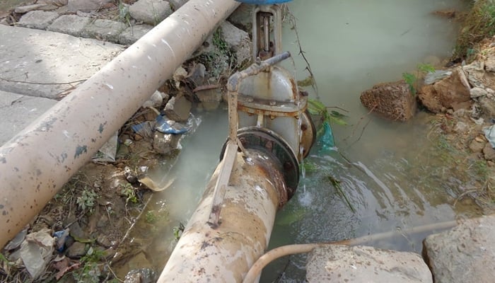Contaminated Drinking Water Affects Millions Across America: Report Highlights Urgent Concerns Contaminated Drinking Water Affects Millions Across America: Report Highlights Urgent Concerns