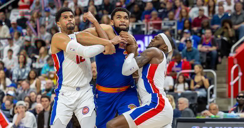 Controversial Missed Foul Call In Knicks Vs. Pistons Game: NBA Referee Admission Controversial Missed Foul Call In Knicks Vs. Pistons Game: NBA Referee Admission