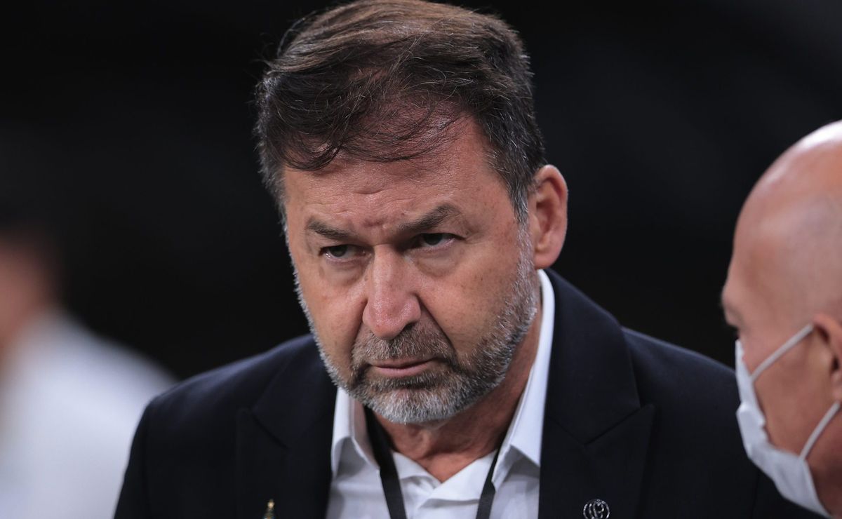 Corinthians E Fred Luz: Bastidores Do Rompimento Da Parceria Empresarial Corinthians E Fred Luz: Bastidores Do Rompimento Da Parceria Empresarial