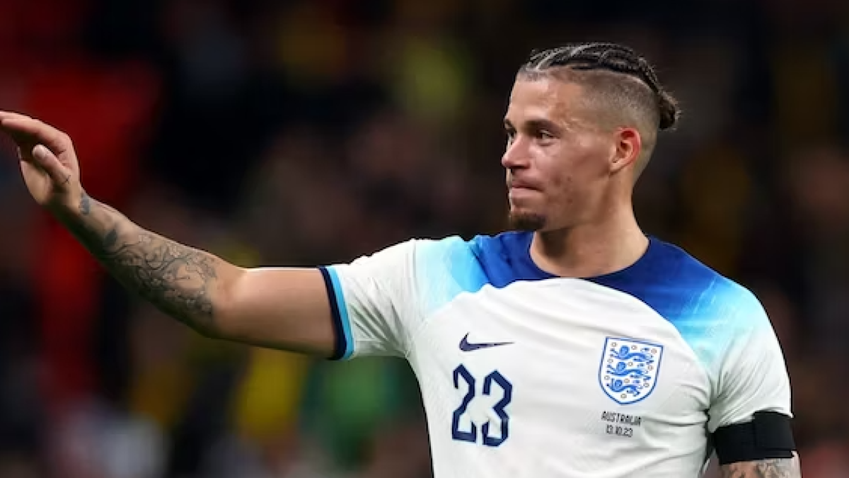 Crazy Money Bid Rejected: Manchester United Star Stays Put Crazy Money Bid Rejected: Manchester United Star Stays Put