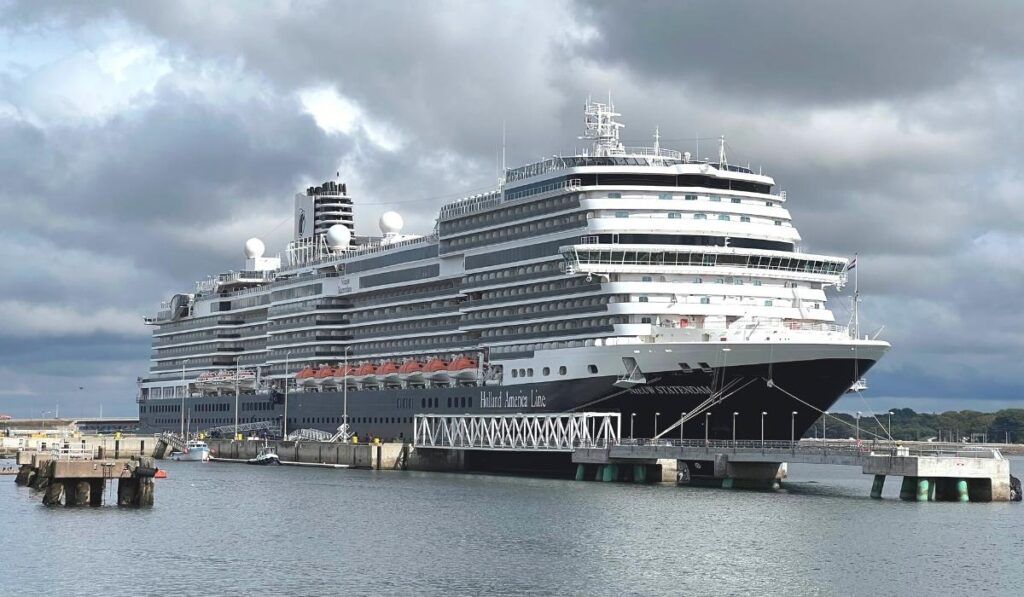 Cruise Ship Nieuw Statendam Arrives In Invergordon Cruise Ship Nieuw Statendam Arrives In Invergordon