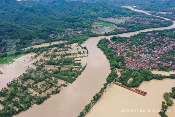 Cuaca Jawa Tengah Besok (24 April): Peringatan Hujan Sore Cuaca Jawa Tengah Besok (24 April): Peringatan Hujan Sore