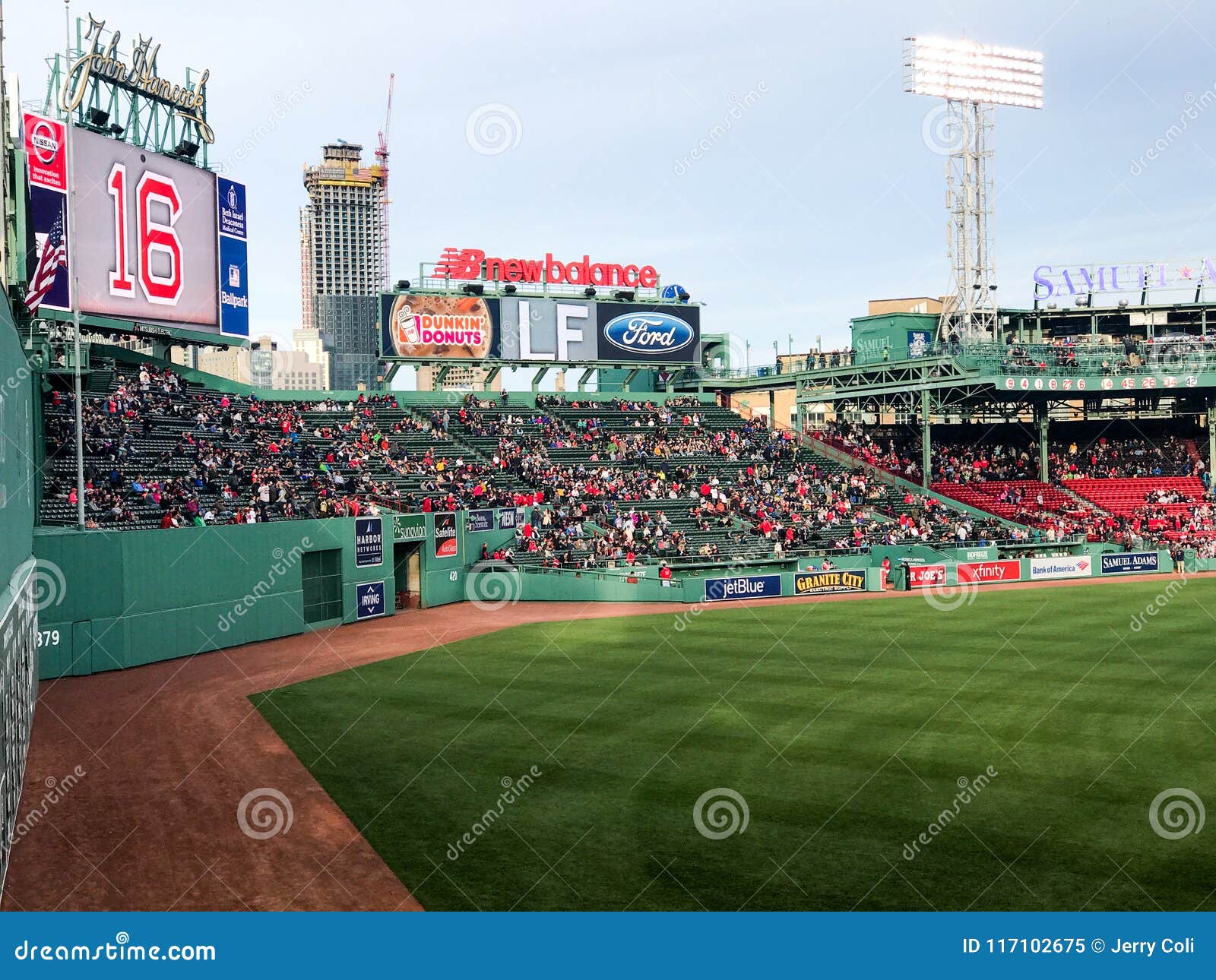 Cubs-Pirates Game: Fan Hospitalized Following Outfield Wall Fall Cubs-Pirates Game: Fan Hospitalized Following Outfield Wall Fall