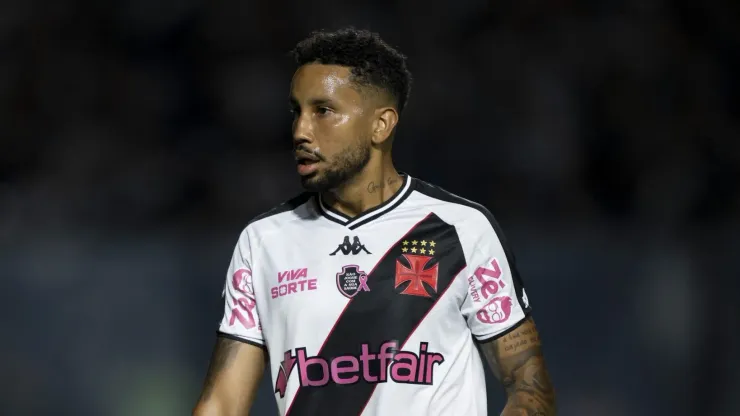 De Volta Aos Gramados: Ex-Vasco Conquista Camisa 10 E Almeja Copa 2026 De Volta Aos Gramados: Ex-Vasco Conquista Camisa 10 E Almeja Copa 2026