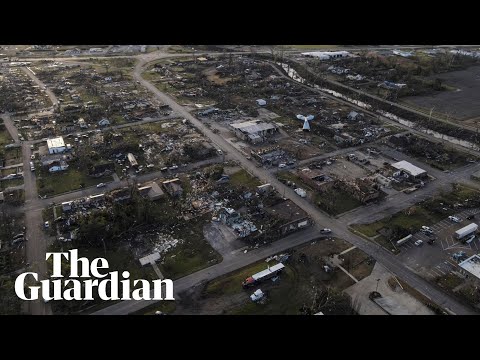 Deadly Tornado: CNN Correspondent Documents Devastation Deadly Tornado: CNN Correspondent Documents Devastation