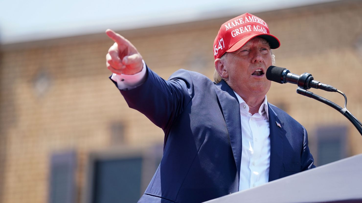 Deudores De Préstamos Estudiantiles: ¿Qué Esperar Con Un Segundo Mandato De Trump? Deudores De Préstamos Estudiantiles: ¿Qué Esperar Con Un Segundo Mandato De Trump?
