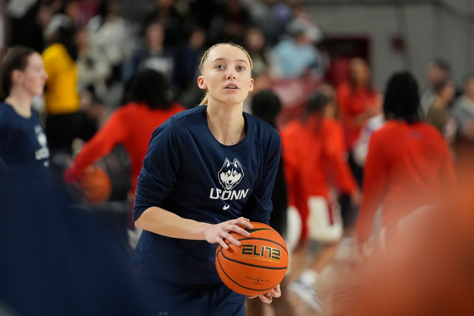 Dom Amore: Reflecting On Paige Bueckers' Huskies Of Honor Achievement Dom Amore: Reflecting On Paige Bueckers' Huskies Of Honor Achievement