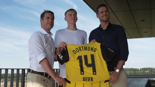 Dortmund Triumphs Over Mainz Thanks To Maximilian Beier's Brace
