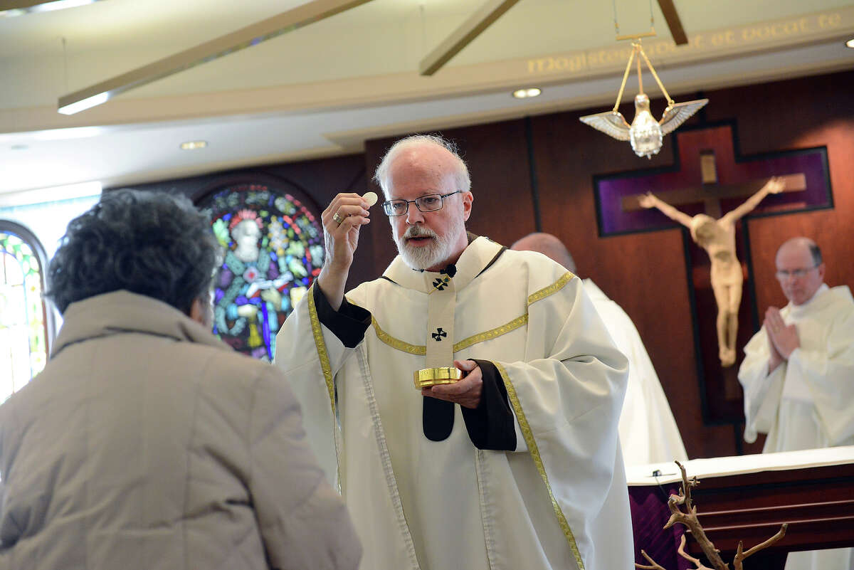 Dossier On Papal Candidates: Cardinals Weigh Key Factors Dossier On Papal Candidates: Cardinals Weigh Key Factors