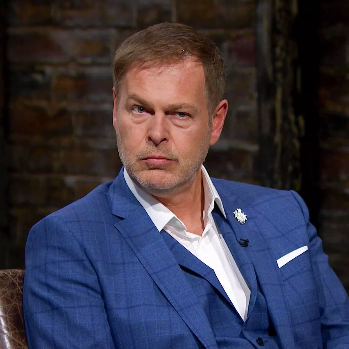 Dragon's Den: Peter Jones' Savage Put-Down Leaves Viewers Speechless