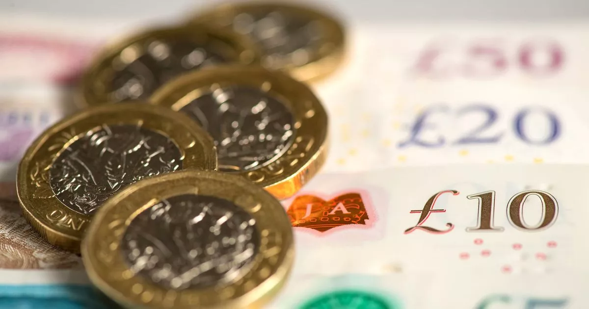 DWP To Issue Universal Credit Refunds Following £5 Billion Cuts DWP To Issue Universal Credit Refunds Following £5 Billion Cuts