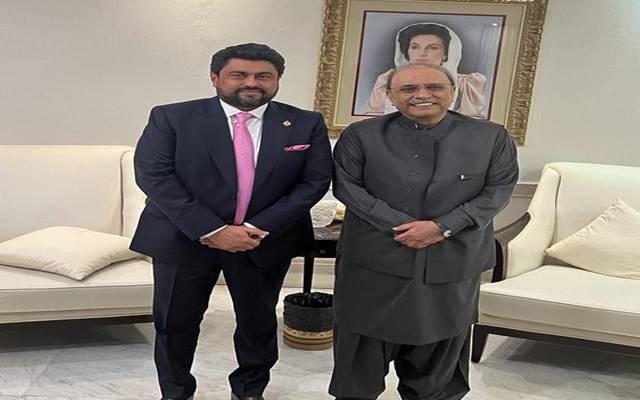 دیرینہ دشمنی کا خاتمہ: گجرانوالہ میں فائرنگ سے 5 افراد ہلاک، ملزم گرفتار دیرینہ دشمنی کا خاتمہ: گجرانوالہ میں فائرنگ سے 5 افراد ہلاک، ملزم گرفتار