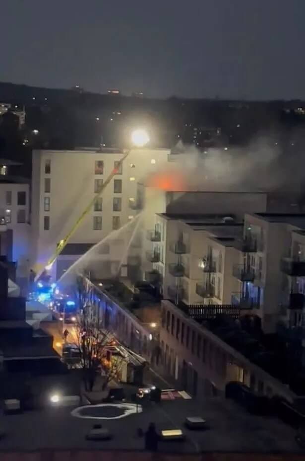 East London Fire: 125 Firefighters Fight Shop Blaze