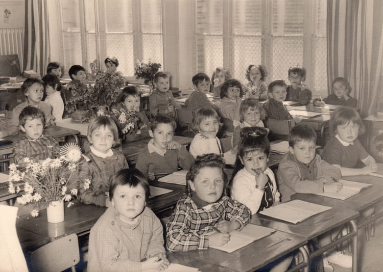 École Maternelle Saint-Ouen: Vote Pour Un Déménagement Printanier École Maternelle Saint-Ouen: Vote Pour Un Déménagement Printanier