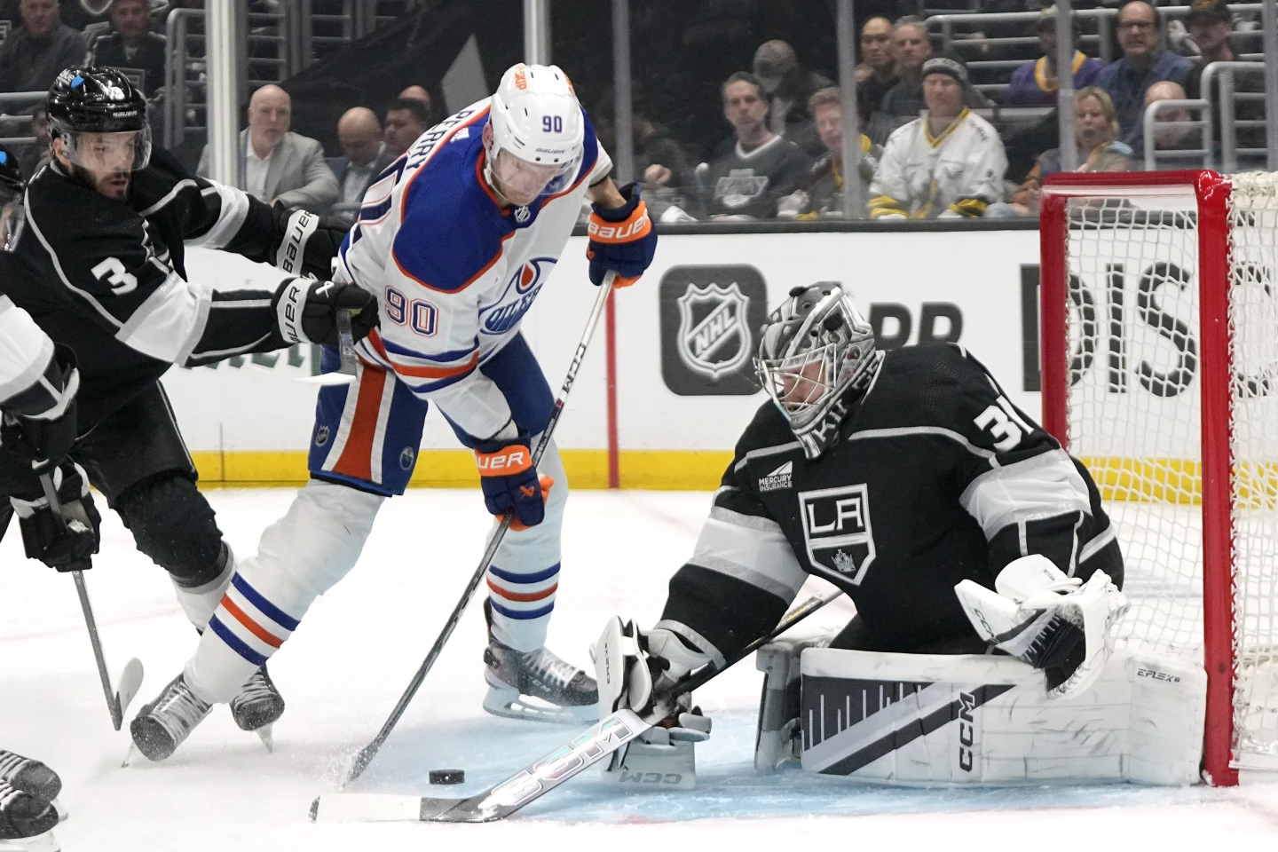 Edmonton Oilers Defeat Kings In Overtime, Tie Series At 1-1 Edmonton Oilers Defeat Kings In Overtime, Tie Series At 1-1