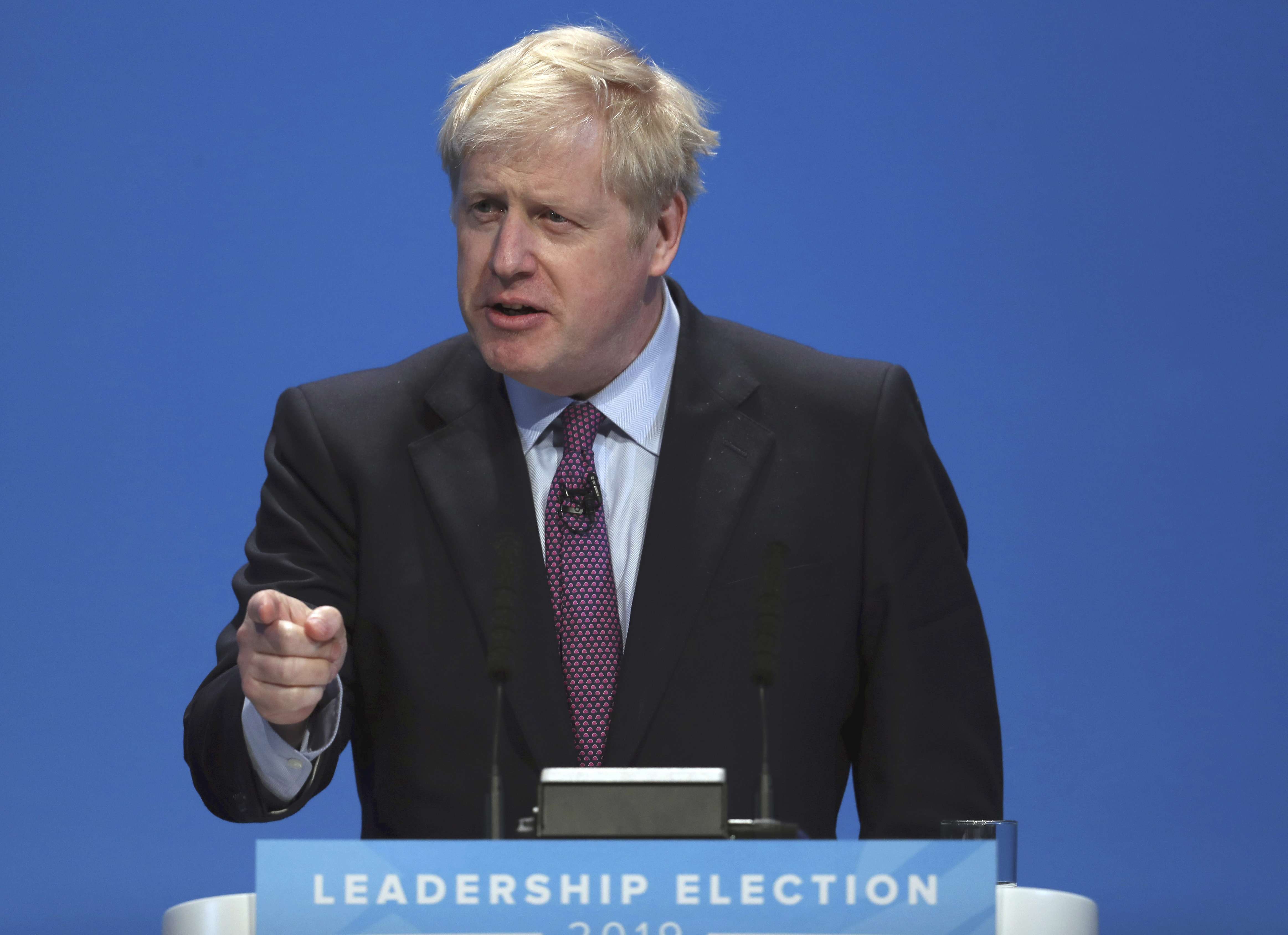 El Incidente Del Avestruz: Boris Johnson En Texas El Incidente Del Avestruz: Boris Johnson En Texas