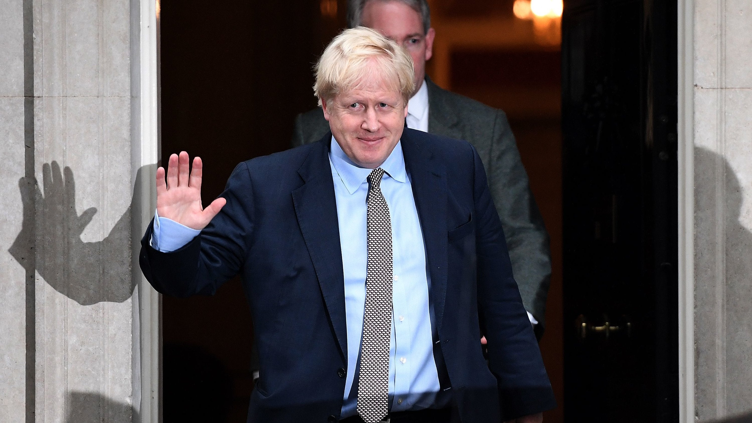 El Inesperado Incidente De Boris Johnson En Texas: Un Avestruz Lo Ataca