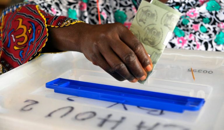 Élection Présidentielle Cameroun 2032: Macron, Référendum Et Perspectives Élection Présidentielle Cameroun 2032: Macron, Référendum Et Perspectives