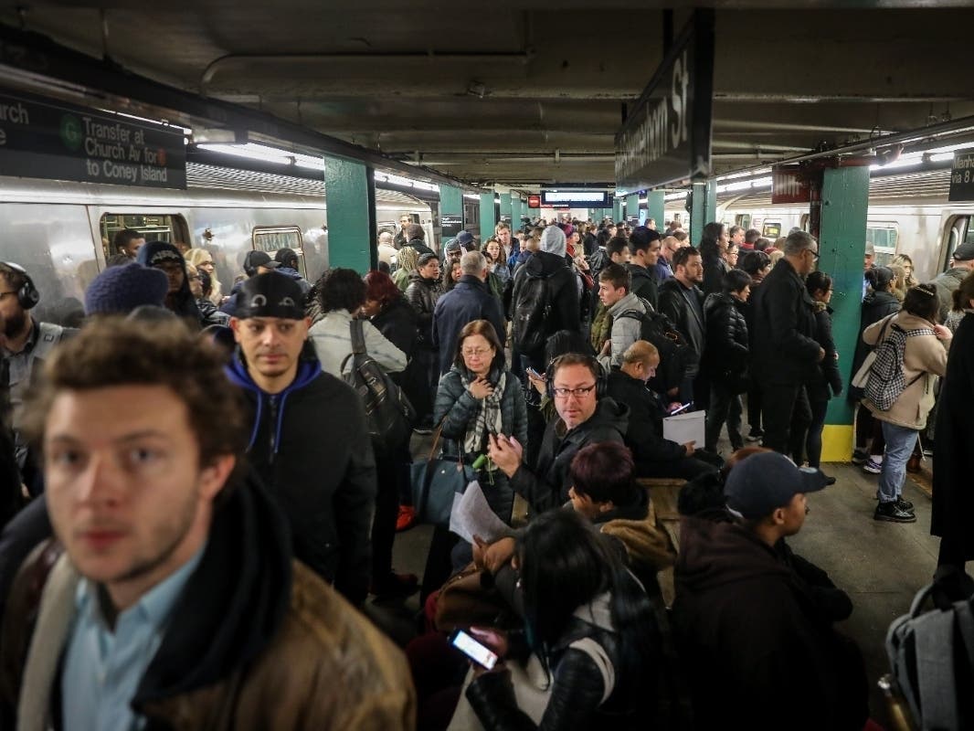 Emergency Response: Man Stabbed At Brooklyn Bridge-City Hall Subway Station During Rush Hour Emergency Response: Man Stabbed At Brooklyn Bridge-City Hall Subway Station During Rush Hour