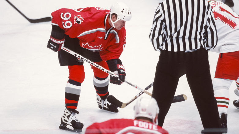 Essential Wayne Gretzky Fast Facts For Hockey Fans Essential Wayne Gretzky Fast Facts For Hockey Fans