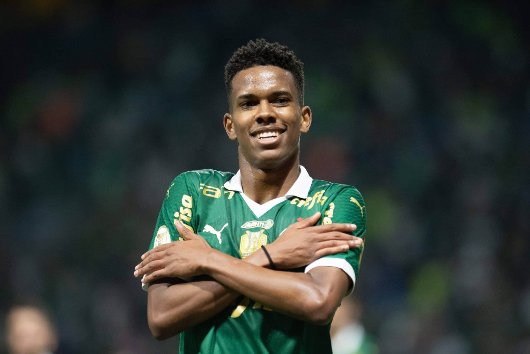 Estêvão Do Palmeiras: Vômito Em Altitude Leva À Substituição Inesperada