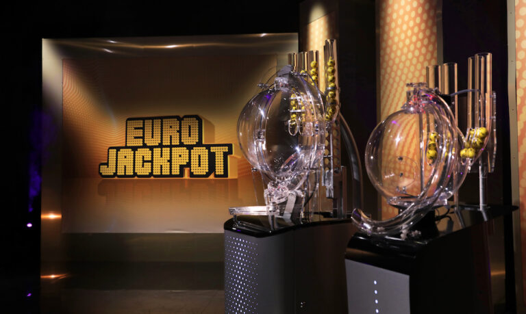 Eurojackpotin Jättipotti Kasvaa – 54 Miljoonaa Euroa Jaossa! Eurojackpotin Jättipotti Kasvaa – 54 Miljoonaa Euroa Jaossa!