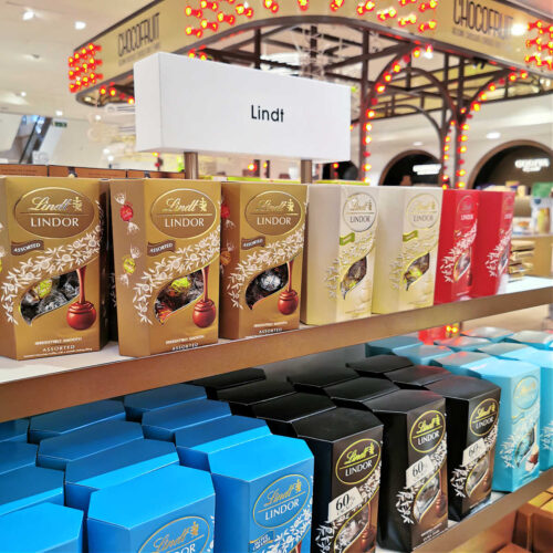 Experience The Ultimate Chocolate Indulgence At Lindt's London Store Experience The Ultimate Chocolate Indulgence At Lindt's London Store
