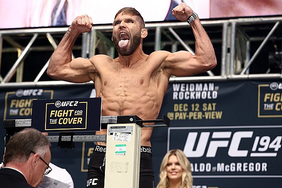 Expert UFC Des Moines Predictions: A Fighter-by-Fighter Breakdown Expert UFC Des Moines Predictions: A Fighter-by-Fighter Breakdown