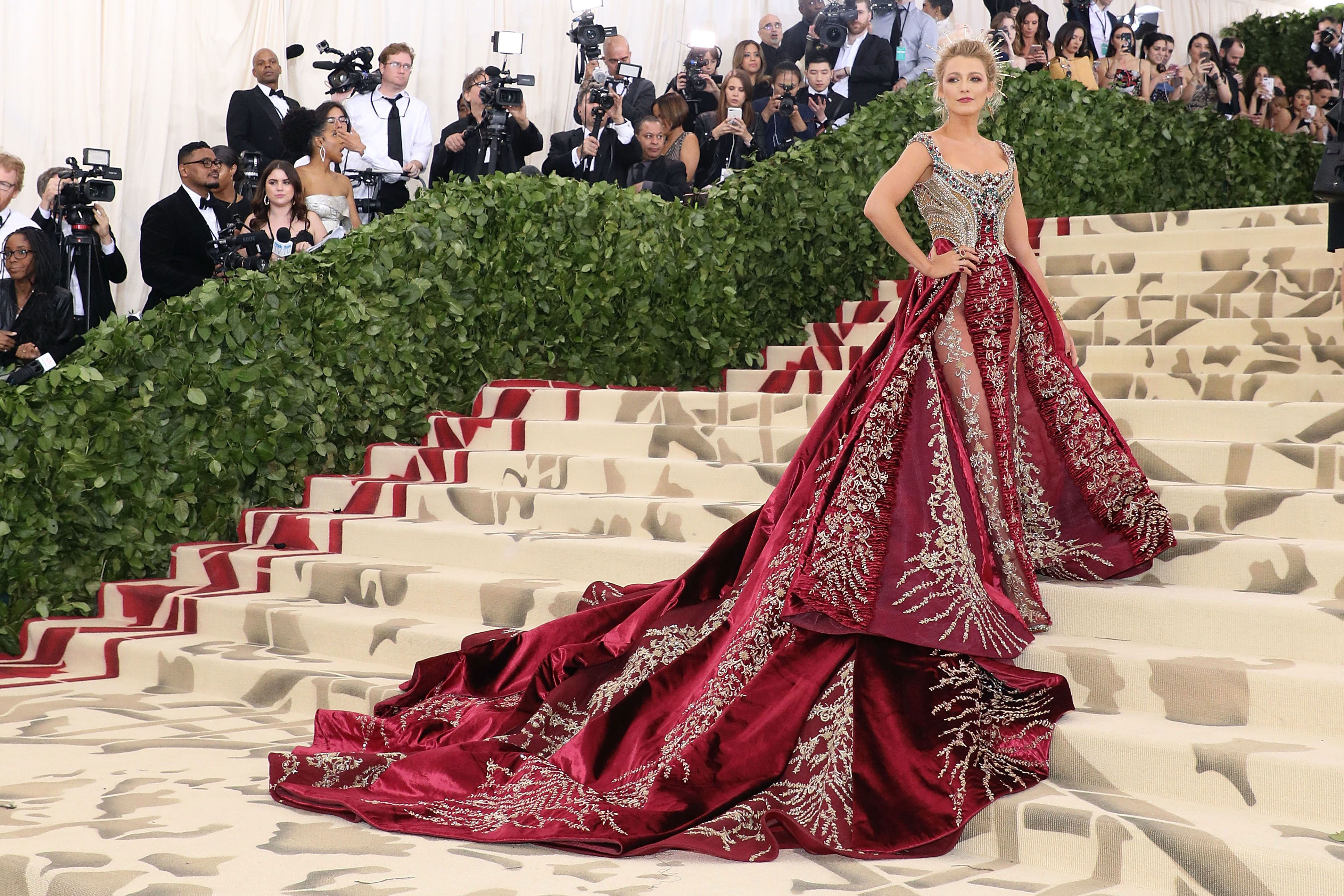 Fans Obsessed: Anna Kendrick's Iconic 3-Word Blake Lively Answer Fans Obsessed: Anna Kendrick's Iconic 3-Word Blake Lively Answer