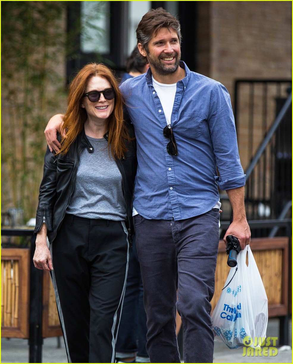First Look: Julianne Moore In The Siren Series Trailer First Look: Julianne Moore In The Siren Series Trailer