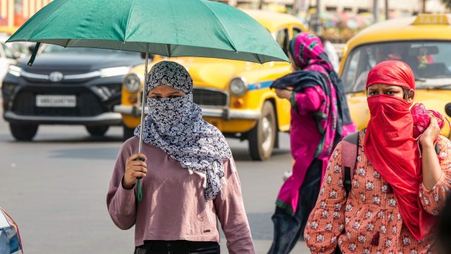 Five South Bengal Districts Under Heatwave Warning Five South Bengal Districts Under Heatwave Warning