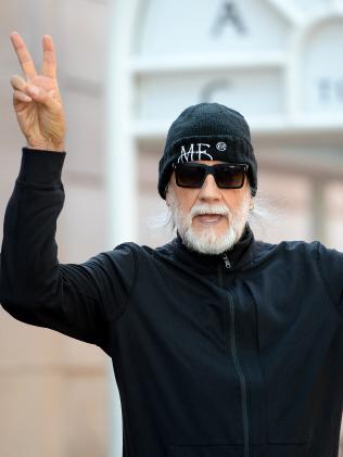 Fleetwood Mac: Groundbreaking Supergroup Or Popular Myth? Fleetwood Mac: Groundbreaking Supergroup Or Popular Myth?