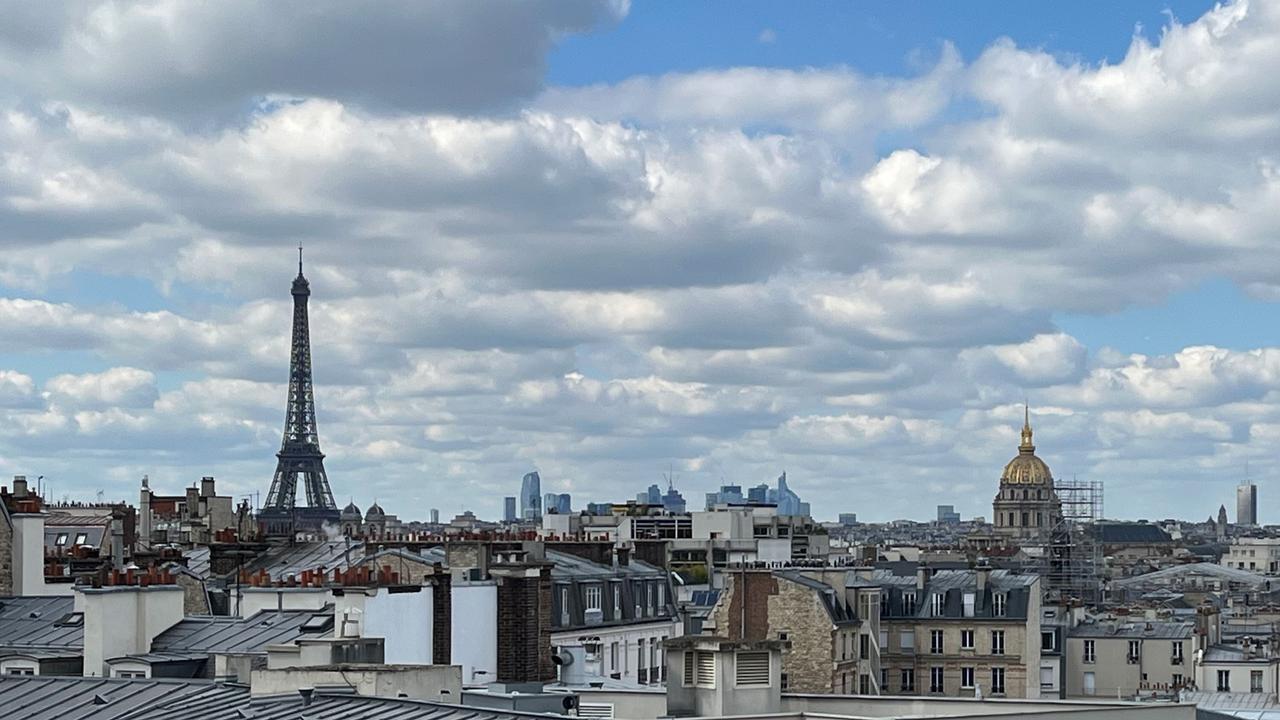 French Government Considers Ban On Hijabs For Under-15s French Government Considers Ban On Hijabs For Under-15s