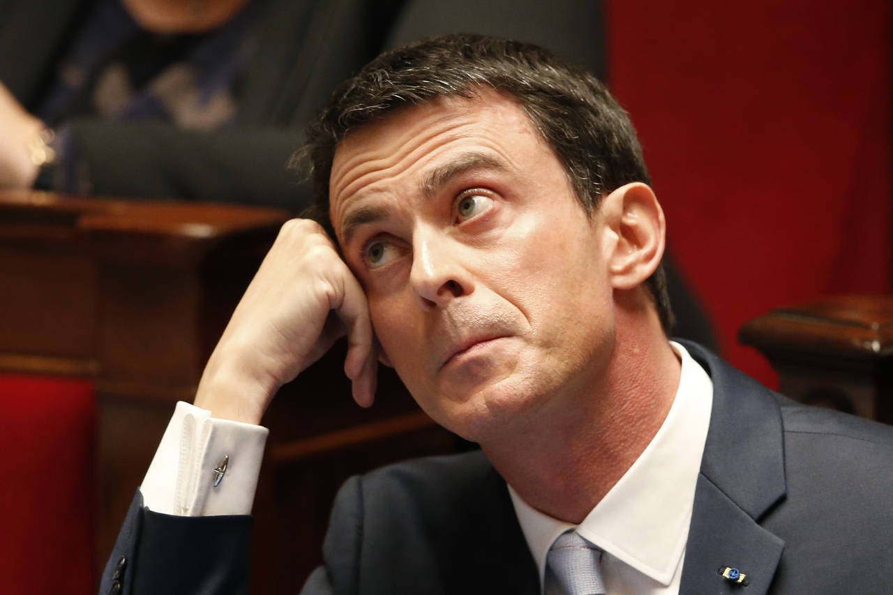 French Prime Minister Faces Criticism Over Defense Decision-Making Process French Prime Minister Faces Criticism Over Defense Decision-Making Process