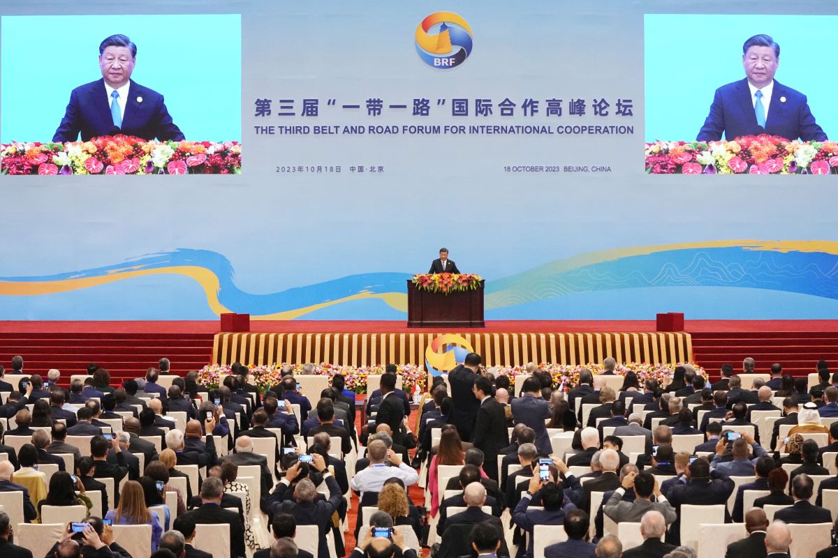 G-7 Nations Debate De Minimis Tariff Adjustments For Chinese Goods G-7 Nations Debate De Minimis Tariff Adjustments For Chinese Goods