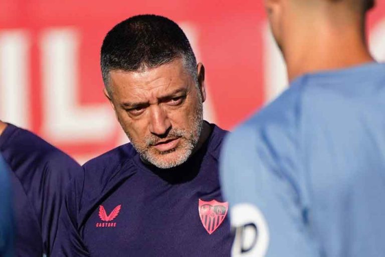 García Pimienta Deja El Sevilla FC; Caparrós, Su Sucesor García Pimienta Deja El Sevilla FC; Caparrós, Su Sucesor