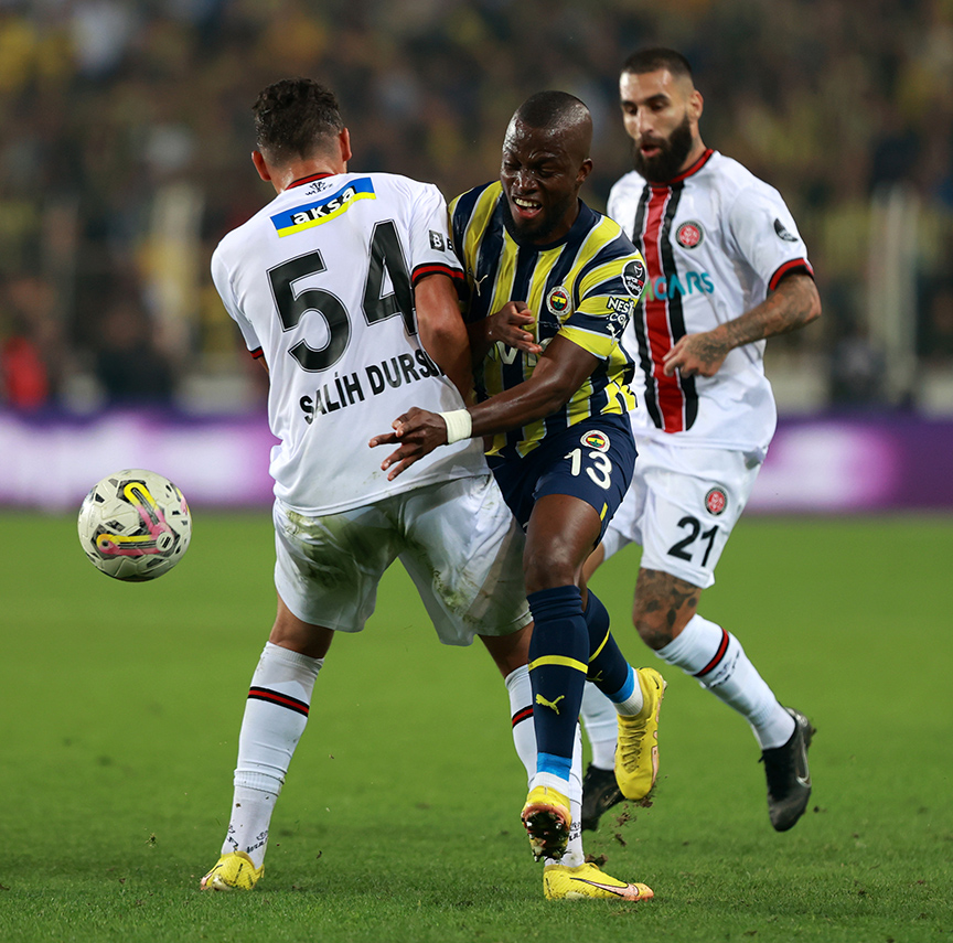 Geriden Gelen Atletico Madrid: Taktiksel Analiz Ve Başarı Öyküsü Geriden Gelen Atletico Madrid: Taktiksel Analiz Ve Başarı Öyküsü