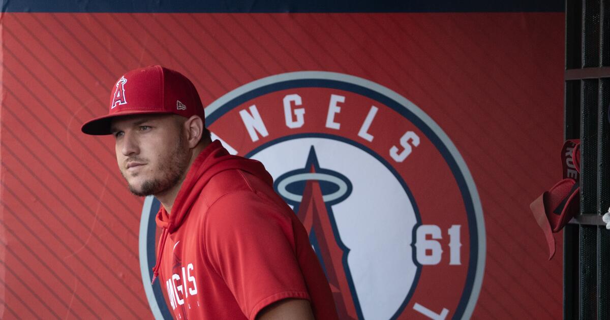 Giants Defeat Angels Despite Mike Trout's Two-Homer Game Giants Defeat Angels Despite Mike Trout's Two-Homer Game