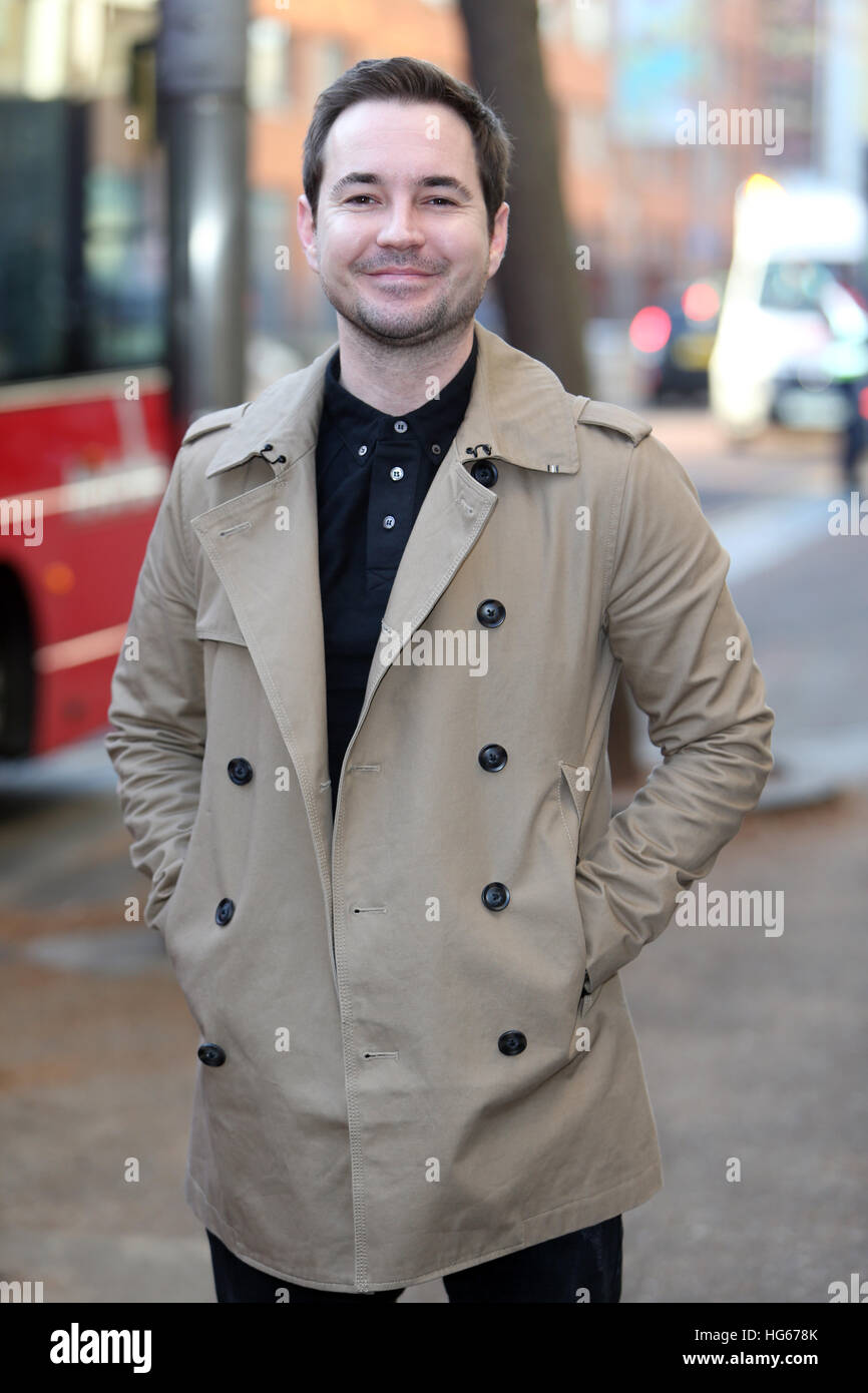 Glasgow's Transformation: A Gripping Thriller Featuring Martin Compston Glasgow's Transformation: A Gripping Thriller Featuring Martin Compston