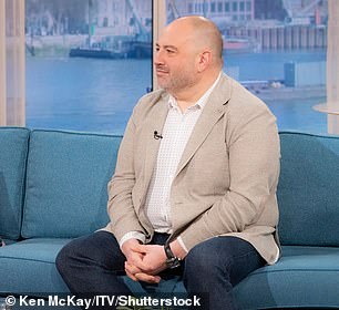 GoCompare Advert Star Wynne Evans Axed Over Offensive Remarks GoCompare Advert Star Wynne Evans Axed Over Offensive Remarks