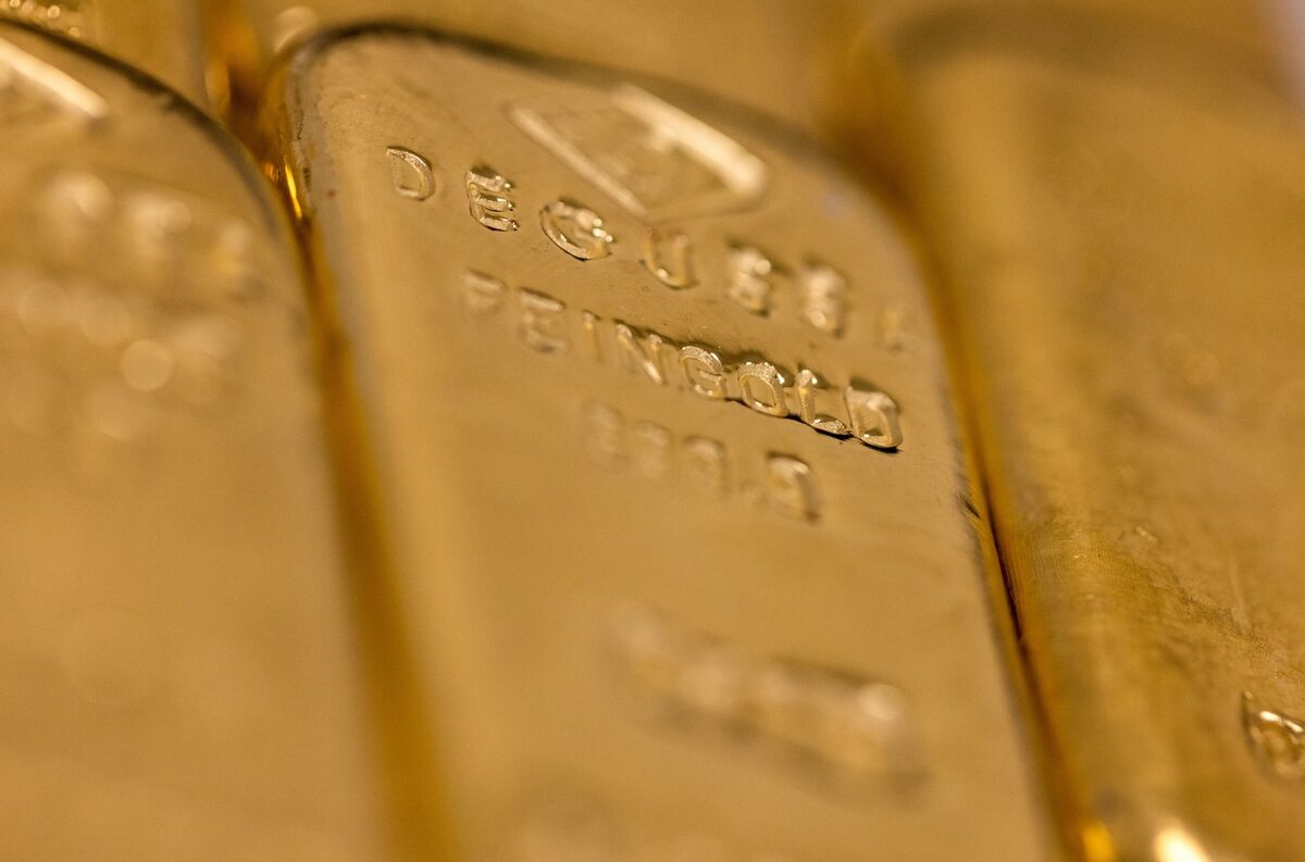 Gold Slumps As Traders Secure Gains On US-China Trade Hopes Gold Slumps As Traders Secure Gains On US-China Trade Hopes