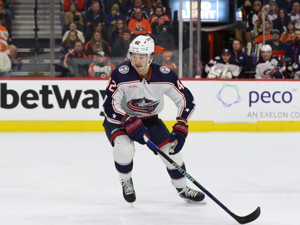 Golden Knights Defeat Blue Jackets 4-0: Hill's Strong Performance Leads The Way Golden Knights Defeat Blue Jackets 4-0: Hill's Strong Performance Leads The Way