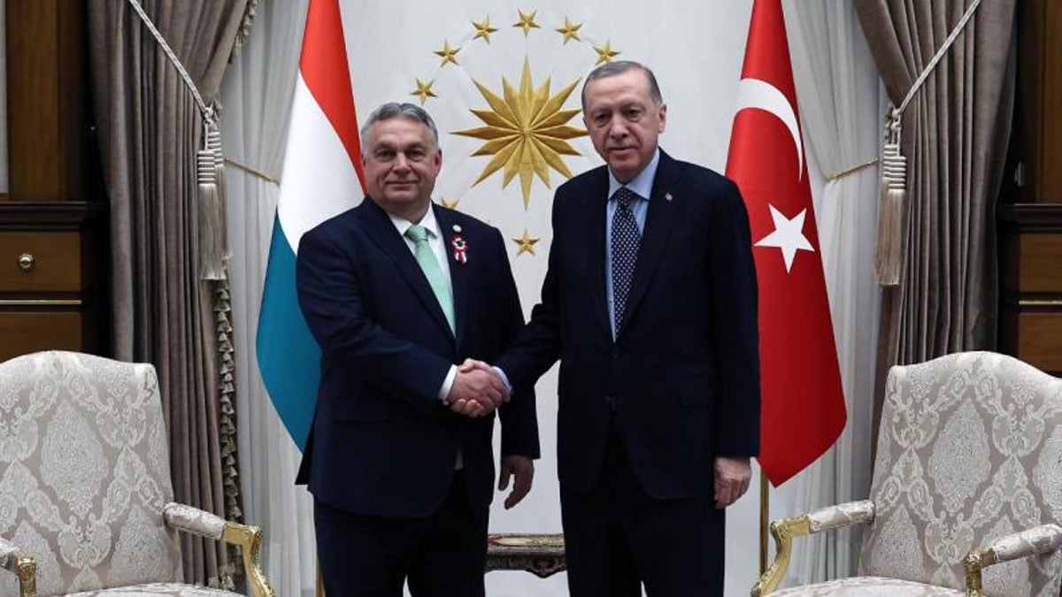 Hacıosmanoğlu'nun Macaristan Yolculuğu: Diplomatik İlişkiler Ve İş Birliği Hacıosmanoğlu'nun Macaristan Yolculuğu: Diplomatik İlişkiler Ve İş Birliği