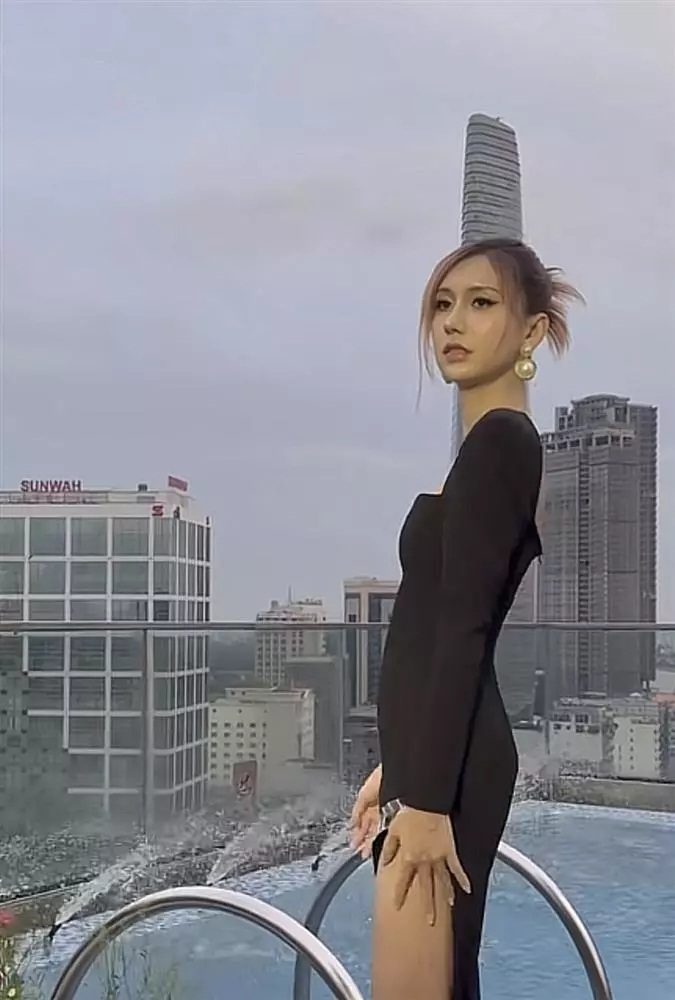 Hành Trình Chuyển Giới Của Lynk Lee: Nhan Sắc Thăng Hạng, Tình Yêu Trọn Vẹn Hành Trình Chuyển Giới Của Lynk Lee: Nhan Sắc Thăng Hạng, Tình Yêu Trọn Vẹn