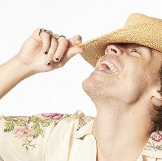 Harry Styles Devastated By Awful SNL Impression Harry Styles Devastated By Awful SNL Impression