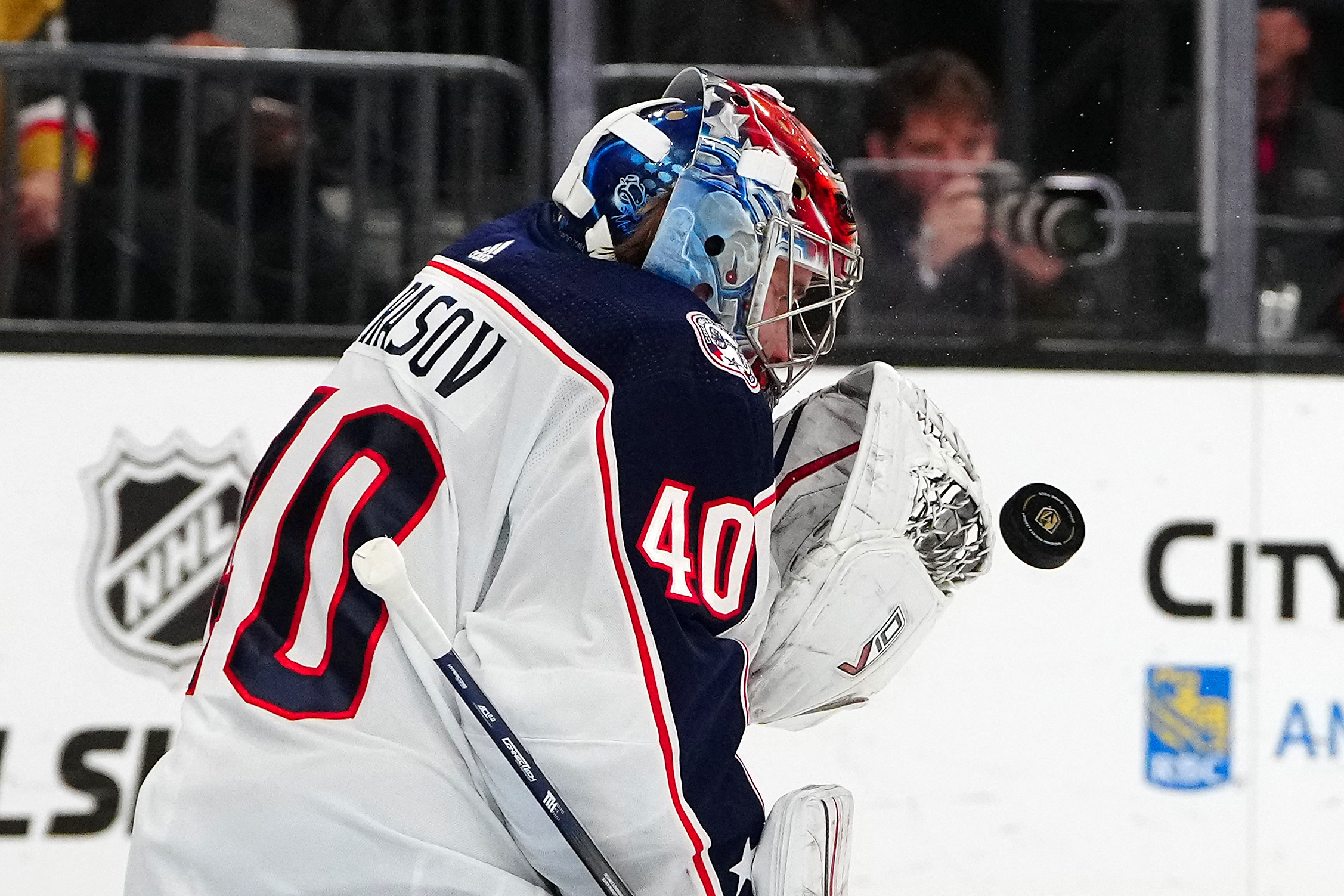 Hill's 27 Saves Power Golden Knights Past Blue Jackets Hill's 27 Saves Power Golden Knights Past Blue Jackets